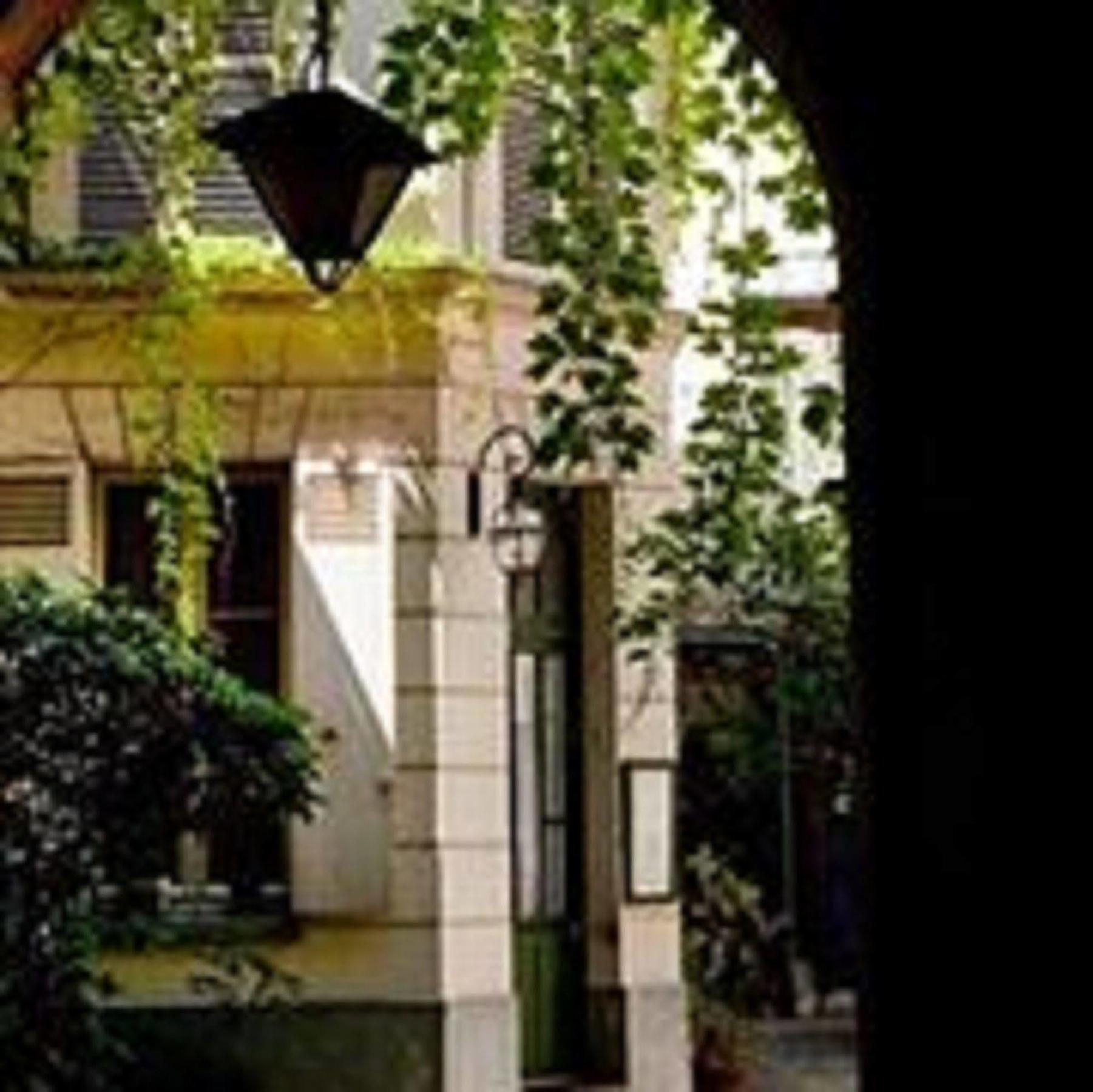 Hotel Caron Le Marais Париж Экстерьер фото