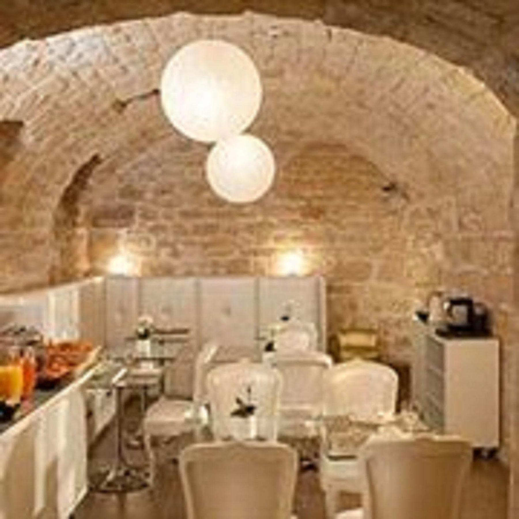 Hotel Caron Le Marais Париж Экстерьер фото